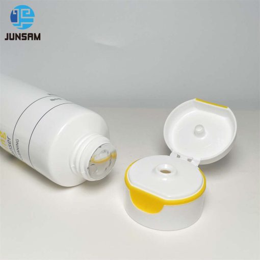 bouchon-tube-en-plastique